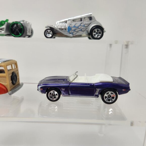 Lot of (9) Hot Wheels Diecast Cars 1996-2022 1/64 (g2) - Picture 8 of 11